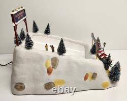 Mr. Christmas Winter Wonderland Half Pipe 2008 Animated Snowboarders, READ