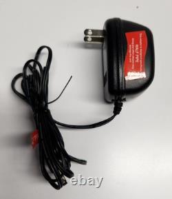 Mr. Christmas Winter Wonderland Half Pipe 2008 Animated Snowboarders, READ