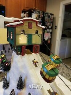 Mr Christmas Winter Wonderland LIghted Moving Cable Cars Ski Lift Music Box EXC+