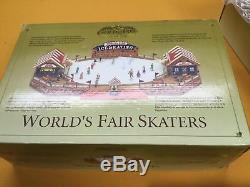 Mr Christmas World's Fair Lighted Skater Rink 15 Carols/15 Other Tunes Music Box