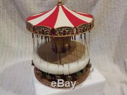 Mr. Christmas World's Fair Swing Carousel Gold Label 30 Songs Lights