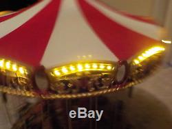 Mr. Christmas World's Fair Swing Carousel Gold Label 30 Songs Lights