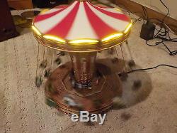 Mr. Christmas World's Fair Swing Carousel Gold Label 30 Songs Lights