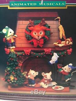 NEW Enesco Christmas Mice Around The Fireplace Multi-Action/Lights Music Box NIB