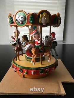 NEW Peanuts Gang Snoopy Mr. Christmas Holiday Carousel Merry Go Round Music Box