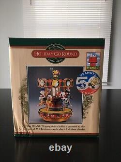NEW Peanuts Gang Snoopy Mr. Christmas Holiday Carousel Merry Go Round Music Box