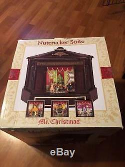 New 2010 Mr Christmas Nutcracker Suite Wooden Music Box 4 Scenes 8 Songs Ballet