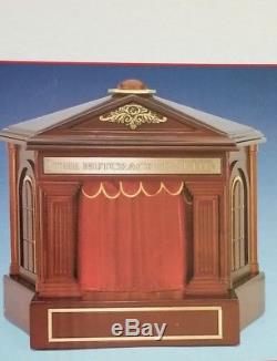 New 2010 Mr Christmas Nutcracker Suite Wooden Music Box 4 Scenes 8 Songs Ballet