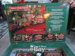 New Bright Santa's Village Express Christmas L. E. Electric Train Set #280