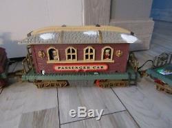 New Bright Santa's Village Express Christmas L. E. Electric Train Set #280