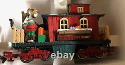 New Bright -The Holiday Express Animated ElectricTrain Set Model 384