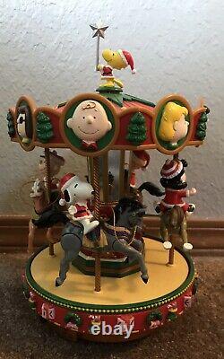 Peanuts Gang Snoopy Mr. Christmas Holiday Carousel Merry Go Round Music Box RARE