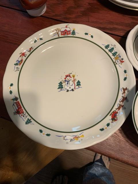 Pfaltzgraf Snow Village Holiday Dishes Service For 12
