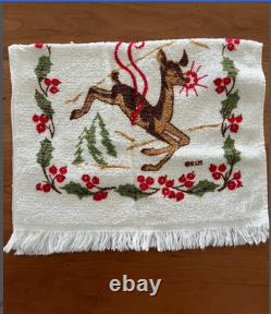 Pristine! 1950s RLM Rudolph Reindeer Dish Towel Vibrant Color! Montgomery Ward
