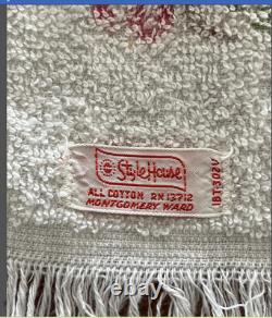 Pristine! 1950s RLM Rudolph Reindeer Dish Towel Vibrant Color! Montgomery Ward