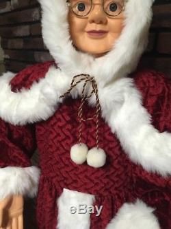 RARE Animated Life Size 5 Foot Mrs Claus Sings Christmas PAC Pan Asian Creations