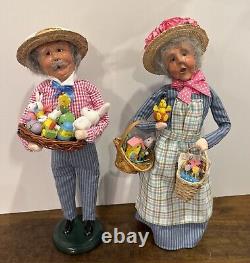 RARE Byers Choice Caroler Spring Easter Grandparents 13 Grandfather Grandmother