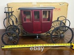 RARE Byers Choice Caroler's 2001 Wood Stagecoach Carriage Christmas Accessory