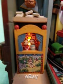 RARE Enesco Victorian Era Magic Dream Keeper Lighted Action Toy Cabinet Musical