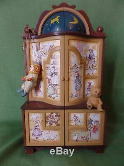 RARE Enesco Victorian Era Magic Dream Keeper Lighted Action Toys Cabinet Musical