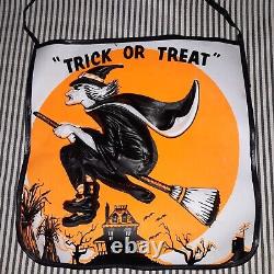 RARE HTF VTG 1950's HALLOWEEN WITCH ON BROOM 3d TRICK OR TREAT BAG ART HANGING