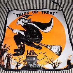 RARE HTF VTG 1950's HALLOWEEN WITCH ON BROOM 3d TRICK OR TREAT BAG ART HANGING