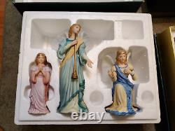 RARE Lenox Porcelain Renaissance Christmas Nativity Set with Manger