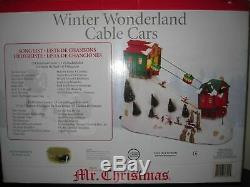 RARE Mr Christmas Winter Wonderland Moving Cable Cars & Skiers Music Box Mint