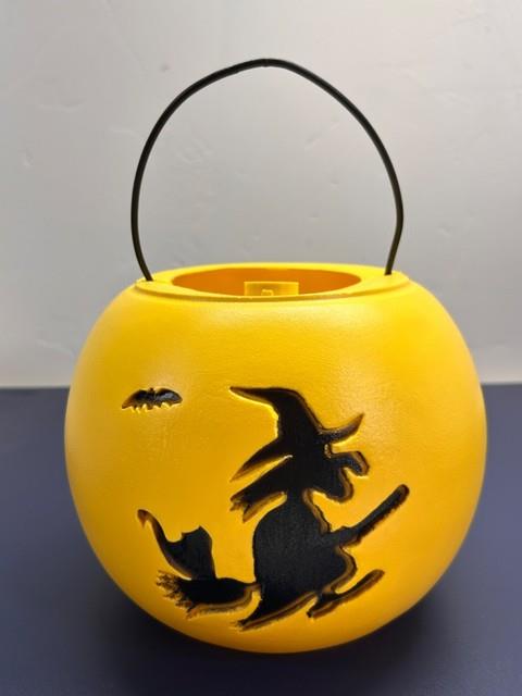 Rare Vintage Halloween Trick Or Treat Candy Yellow Candy Bucket Witch & Cat S4