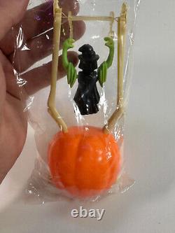 RARE vtg Halloween 80s 90s Fun World Acrobats Witch Pumpkin toy in Package