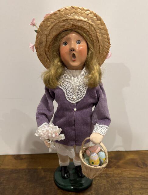 Rare Byers Choice Holiday Easter Girl Holding Easter Basket With Eggs & Flowers