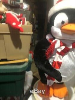 Rare! Christmas Gemmu Animated Singing 3 Piece Band Polar & 2 Penguin WORKS