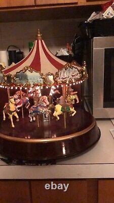 Rare Electric Christmas Carousel With Several Songs, Maybe Over 20