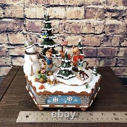 Rare Hubrig Volkskunst Wintertime Snow Scene German Hand Made Music Box