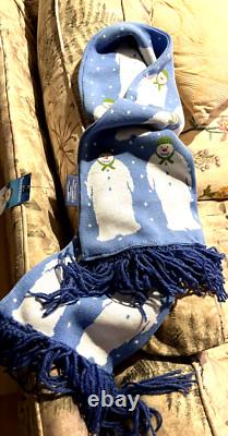 Raymond briggs THE SNOWMAN SCARF and pop up book and dvd Raymond briggs THE SNOWMAN SCARF and pop up book and dvd