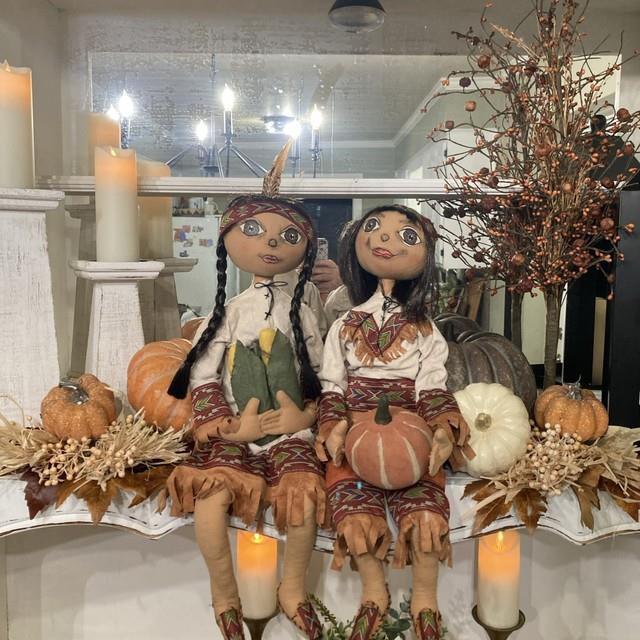 Retired Joe Spencer Native American Shelf Sitter Dolls Sean & Shawna Preowned