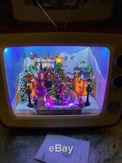 Retro Christmas Television Scene Village Santa Sleigh Train Animated Music Light