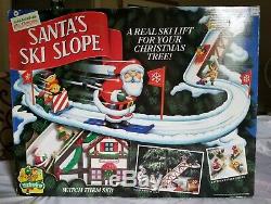 Santas Ski Slope, MINT IN BOX Ski Lift 1992 Mr Christmas Never Used RARE