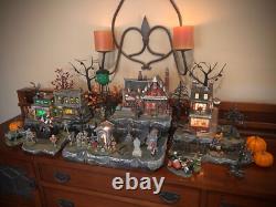 Set Of 8 Display Platforms Carved All-around For Dept 56/lemax Halloween Village