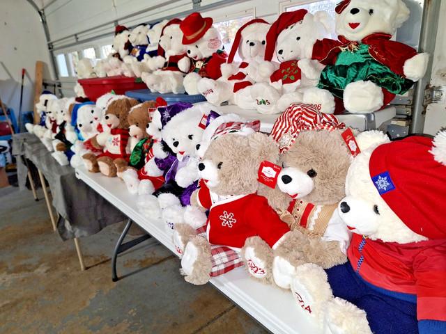 Snowflake Teddy Collection 1997 2024. 2 Missing Christmas Bear Collectable