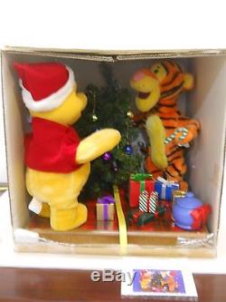 Telco Disney Winnie The Pooh Tigger Piglet Tree Animated Christmas Motionette