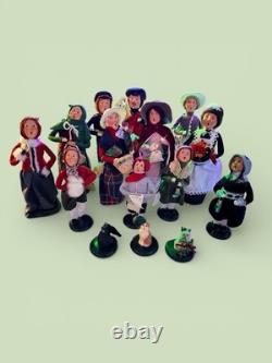 The Carolers Lot Of 15 Vtg Christmas Figures Decor Byers Choice Carolers