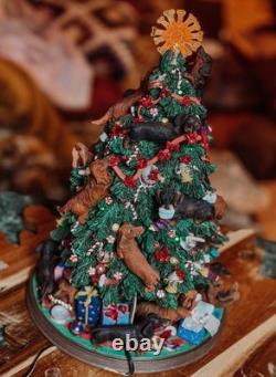 The Danbury Mint 15 Lighted Dachshund Christmas Tree With Lights And Star