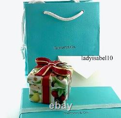 Tiffany & Co. Holiday Garland Trinket Red Ribbon Bow Box Lid with Gift Bag