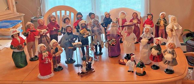 Twenty Six (26) Byers Choice Christmas Carolers From 1986 Thru 2002