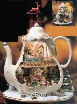 ULTRA RARE Enesco Holiday Bungalow Mice Teapot Multi-Action/Lights Music Box MIB