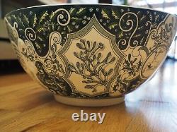 VAILLANCOURT Father Christmas Santa Claus Wassail Punch Bowl 14 Classical