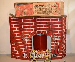 VINTAGE 1960'S CHRISTMAS ELECTRIC CARDBOARD FIREPLACE WithBox
