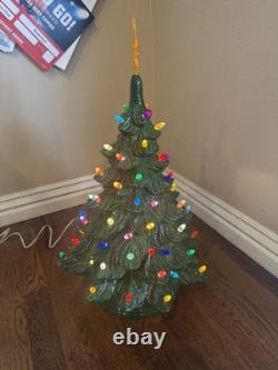 VINTAGE Atlantic Mold 19 Ceramic Christmas Tree Classic Green Lighted