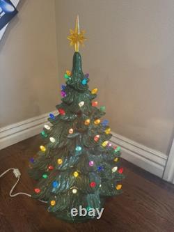 VINTAGE Atlantic Mold 19 Ceramic Christmas Tree Classic Green Lighted